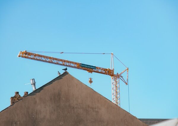 Maximaliseer de efficiëntie op de bouwplaats met kettingtakels in krappe ruimtes